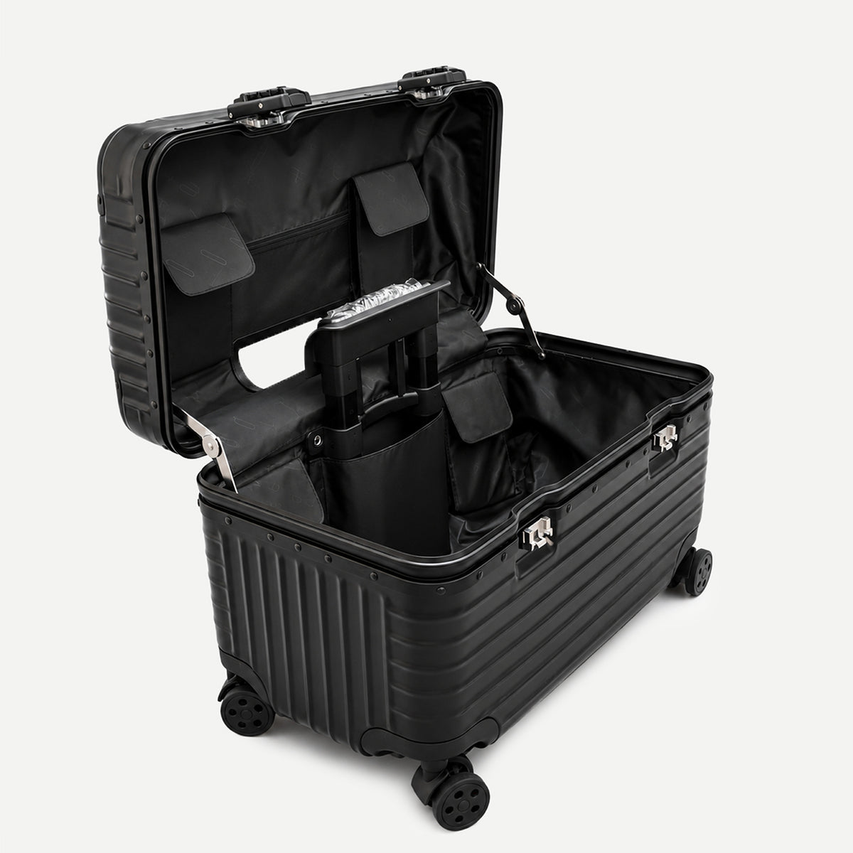 Luggage SKU 2203